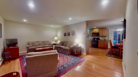 12 Goldenrod Lane Concord NH 03301