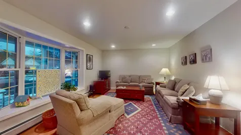 12 Goldenrod Lane Concord NH 03301