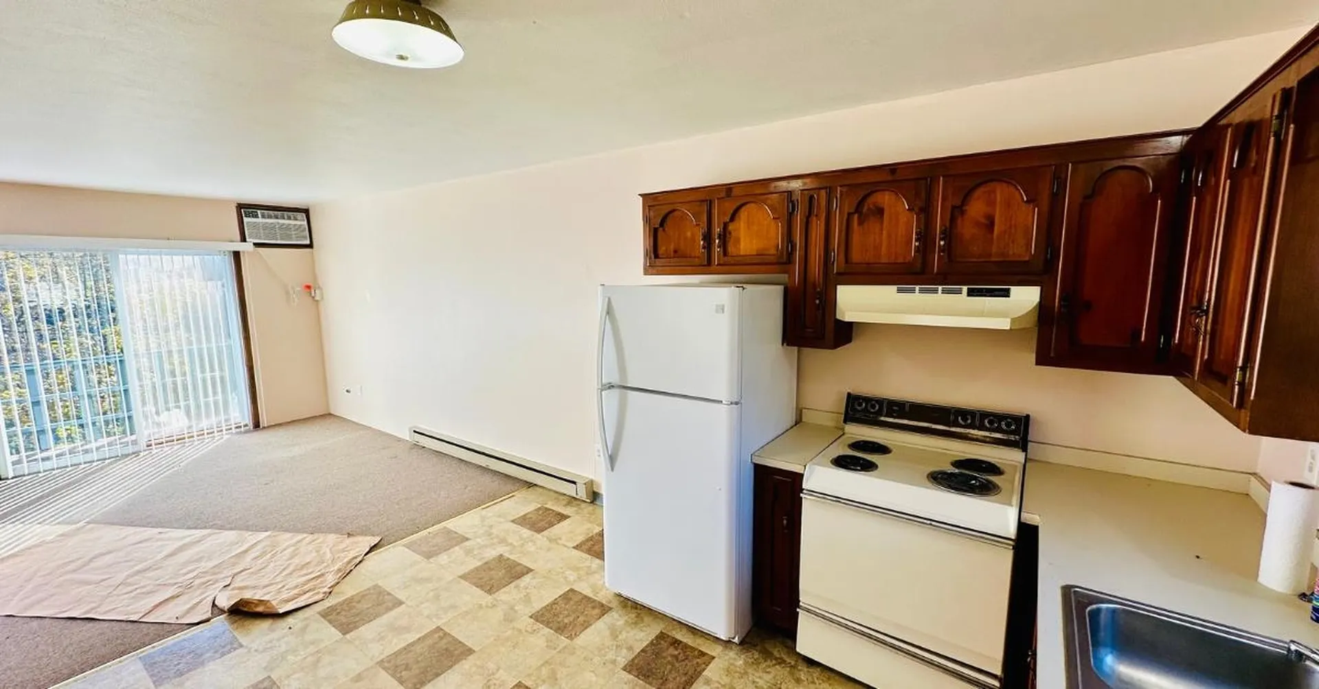 8 Storer Court Derry NH 03038