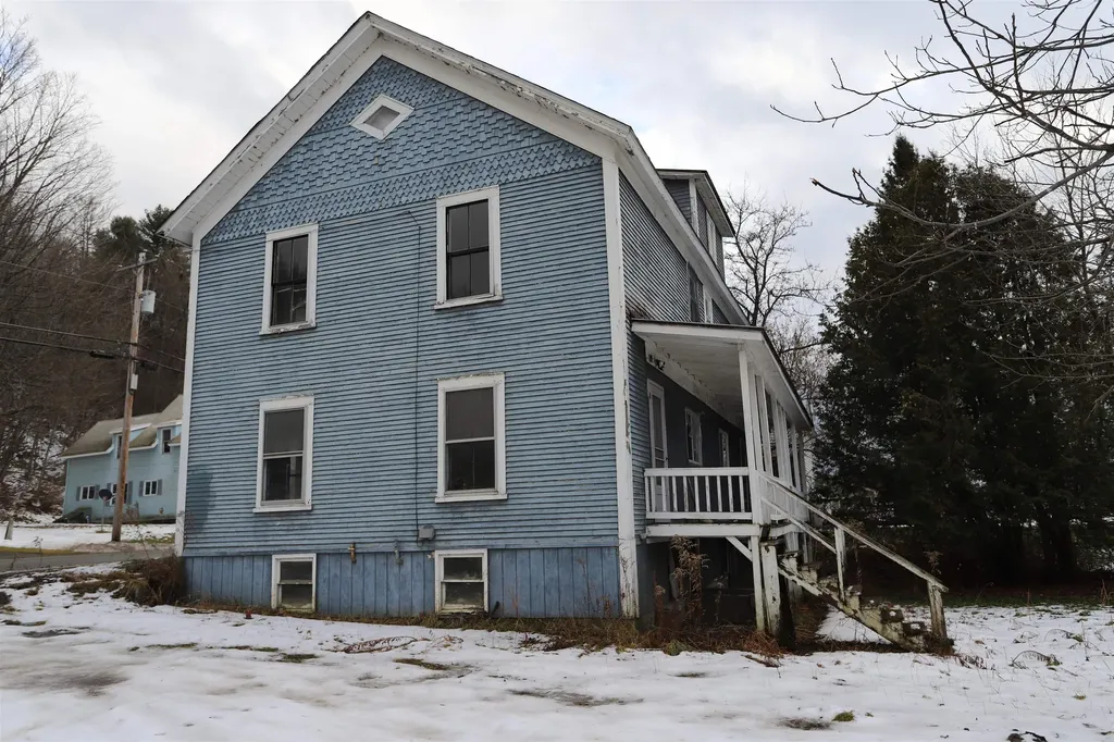 184 Glover Road Barton VT 05822