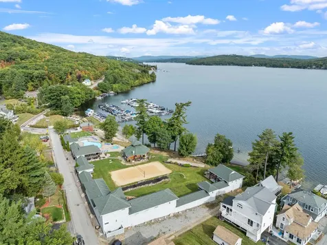 22 Deadreckoning Point Laconia NH 03246