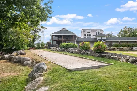 22 Deadreckoning Point Laconia NH 03246