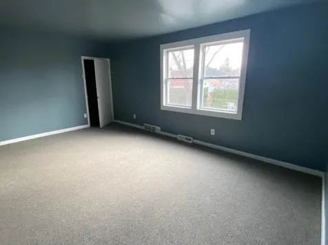 62 Cottage Grove Burlington VT 05408