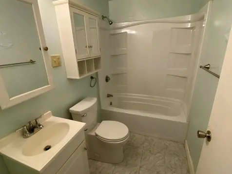 62 Cottage Grove Burlington VT 05408
