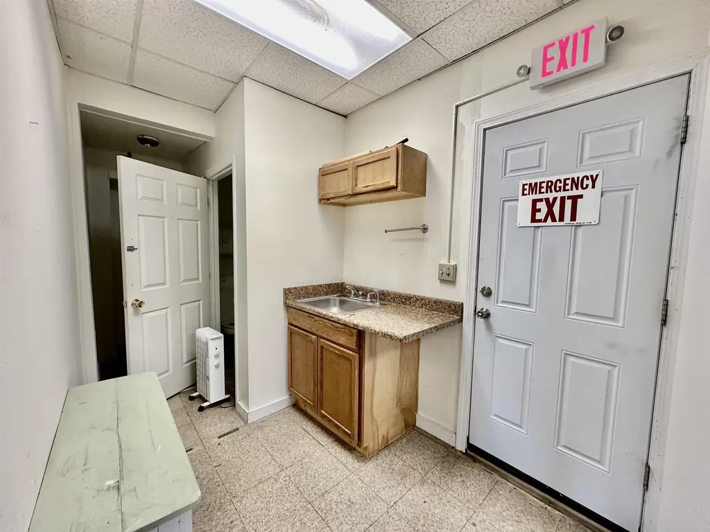 128 North Main Street St. Albans City VT 05478