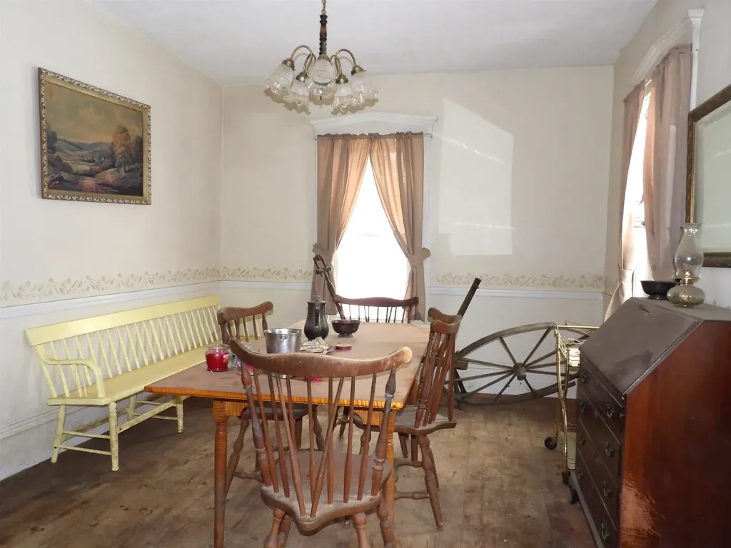 68 Taylor Road Sanbornton NH 03269-0