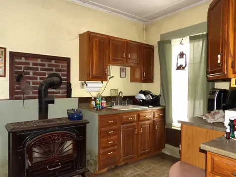 68 Taylor Road Sanbornton NH 03269-0