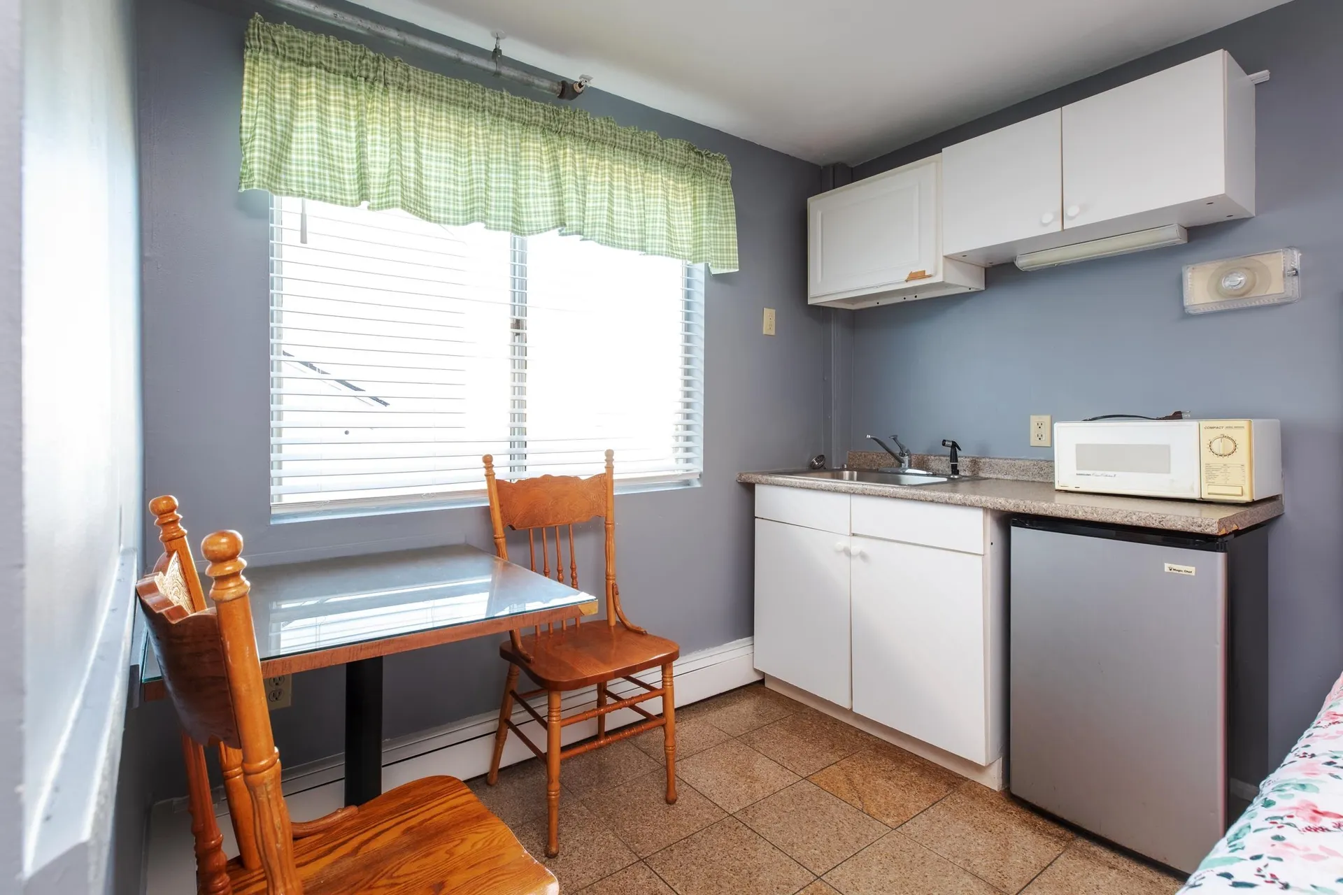 198 Ashworth Avenue Hampton NH 03842