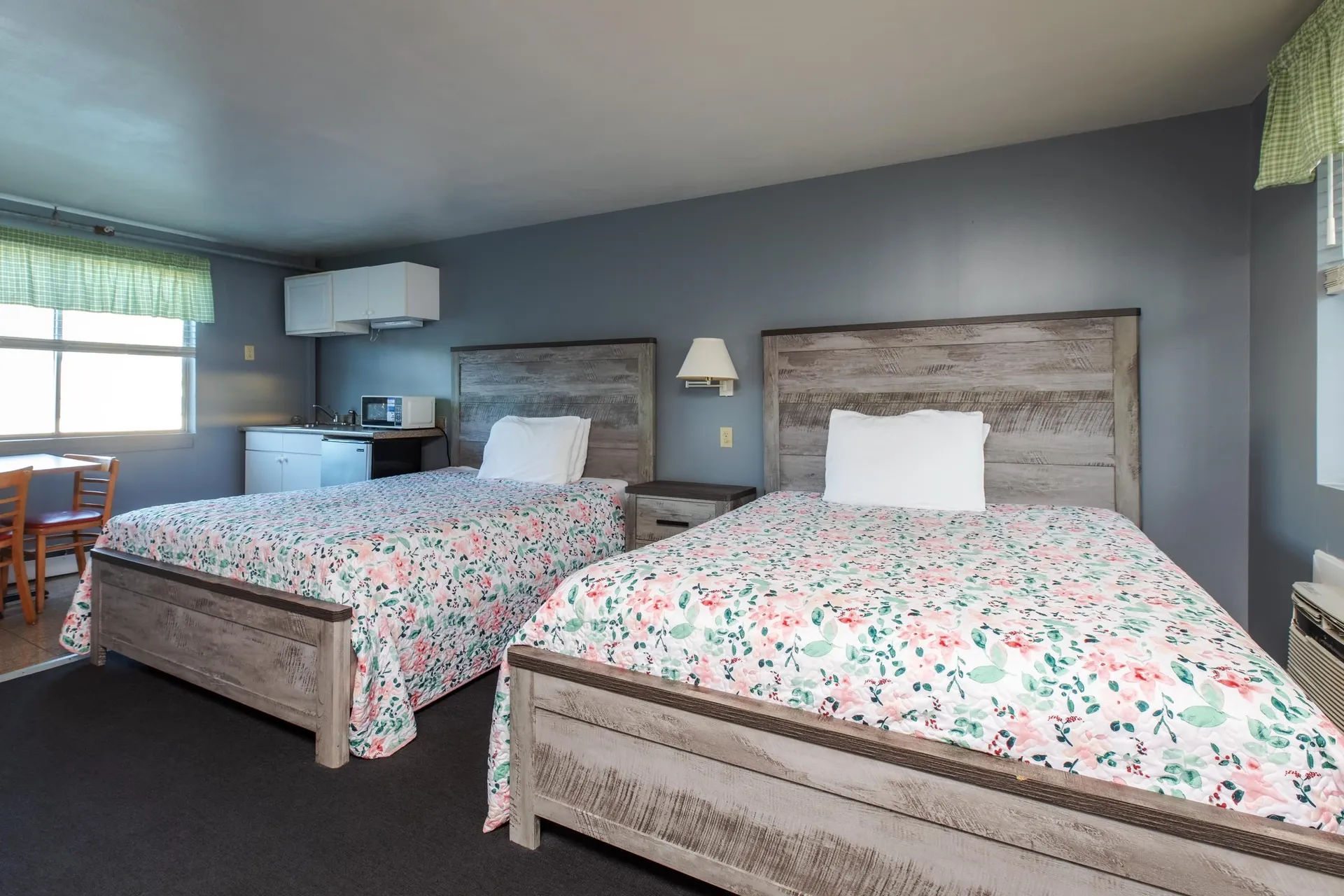 198 Ashworth Avenue Hampton NH 03842