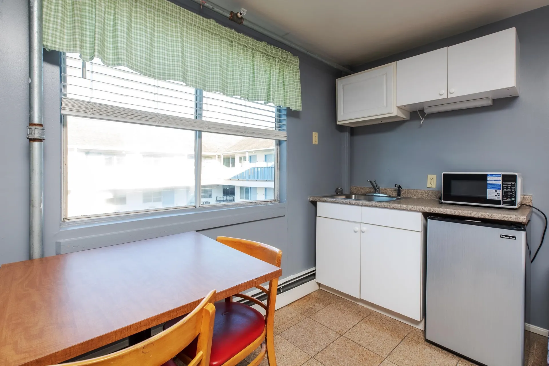 198 Ashworth Avenue Hampton NH 03842