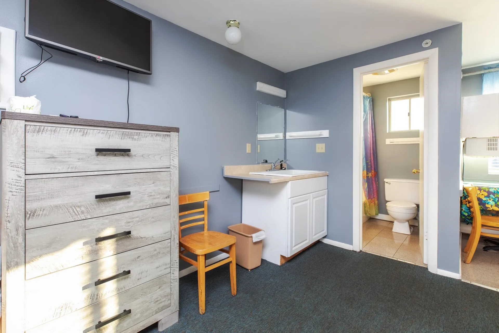 198 Ashworth Avenue Hampton NH 03842