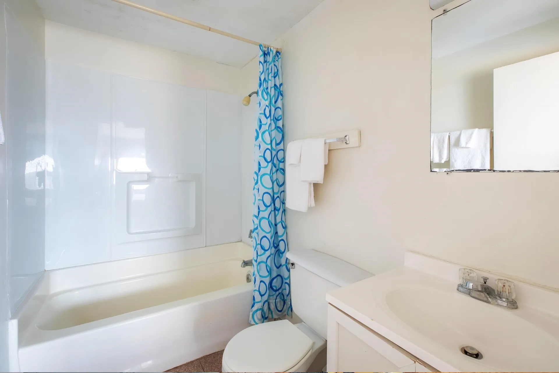 198 Ashworth Avenue Hampton NH 03842