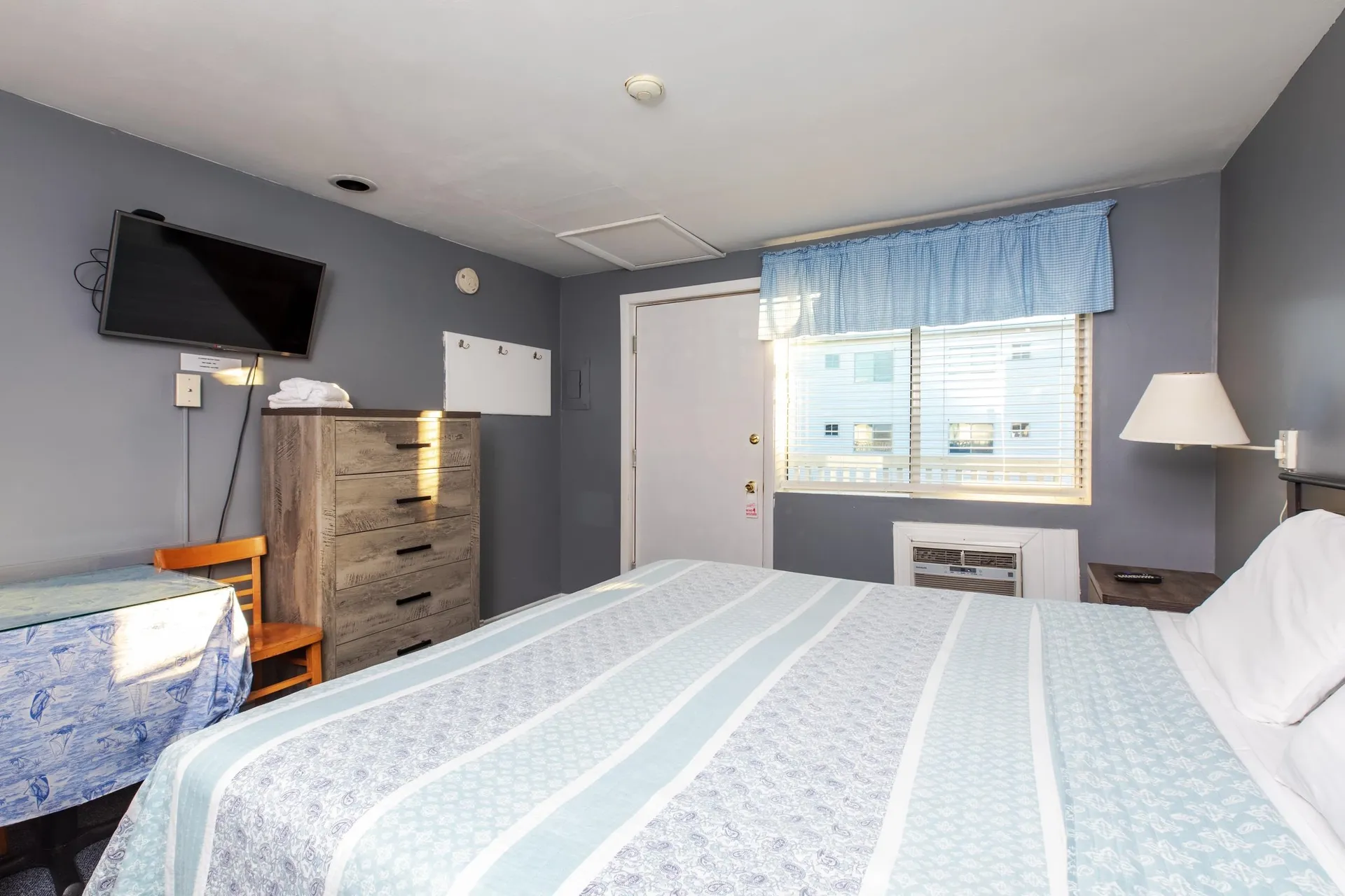 198 Ashworth Avenue Hampton NH 03842