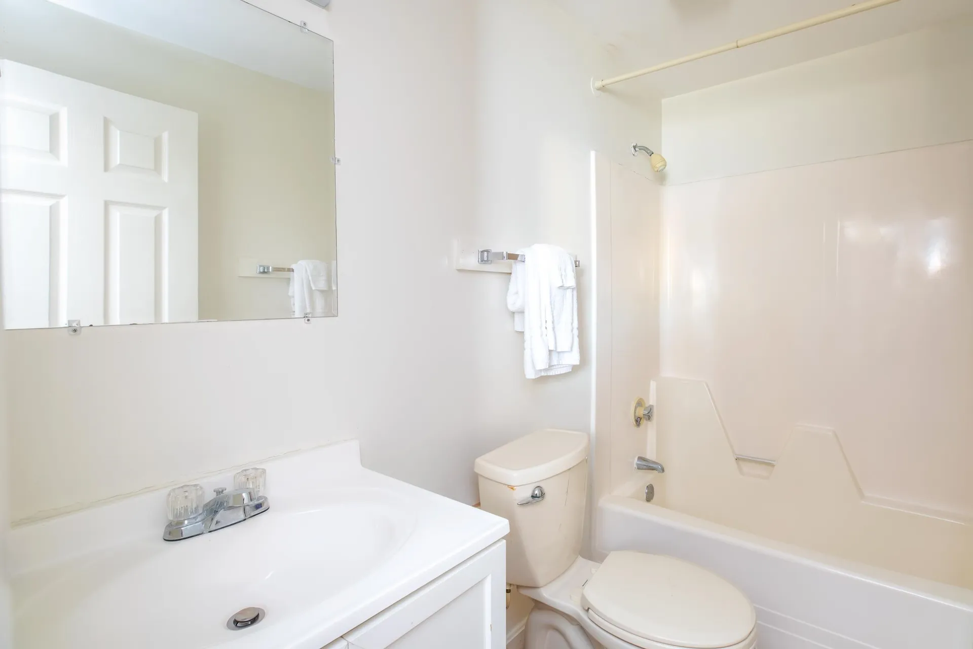 198 Ashworth Avenue Hampton NH 03842