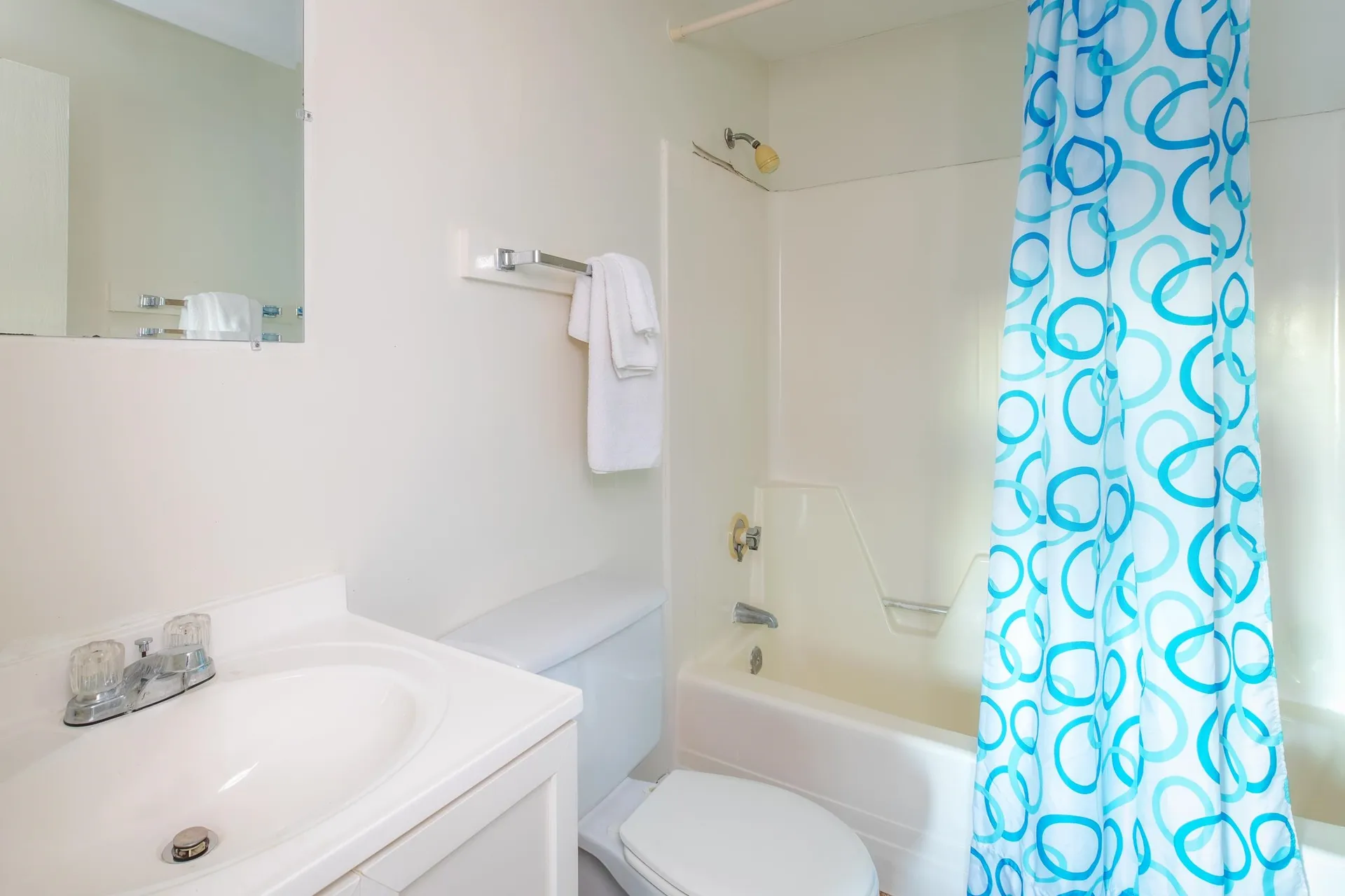 198 Ashworth Avenue Hampton NH 03842