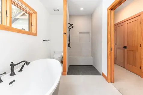 31 Cave Mountain Road Bartlett NH 03812