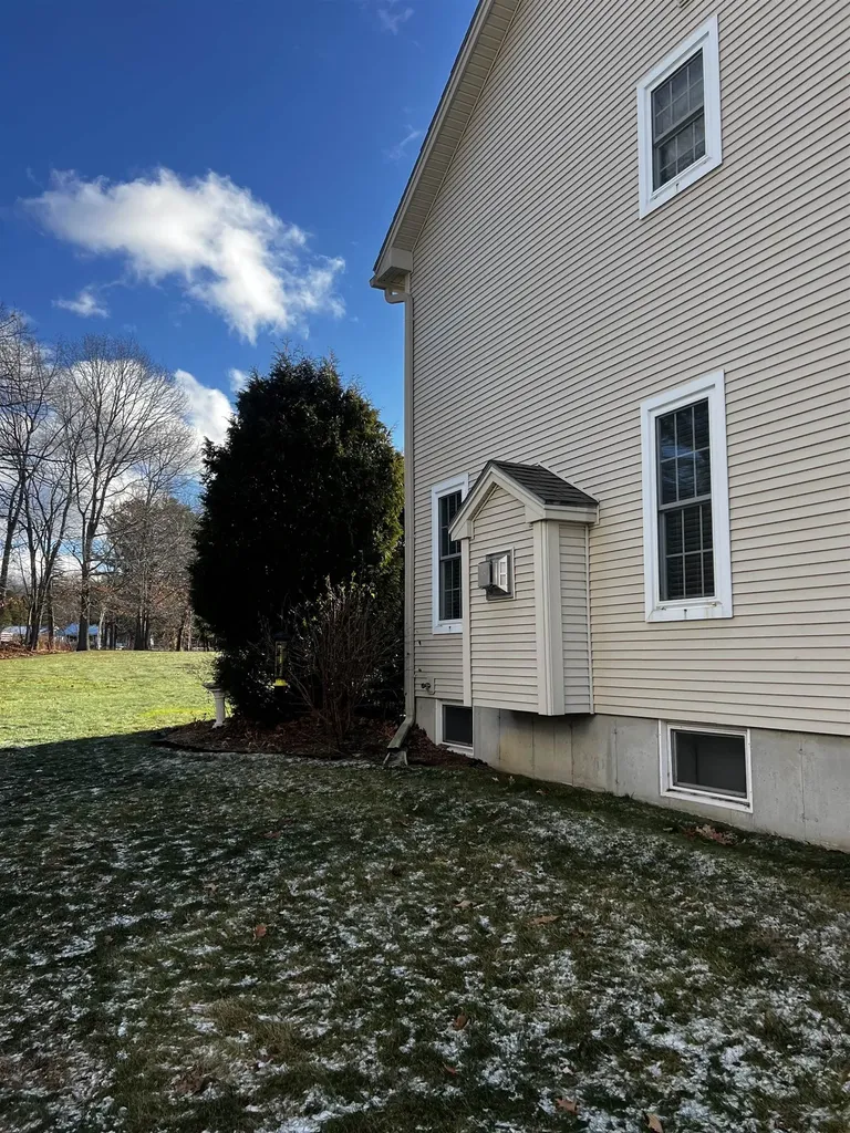 105 Fern Court Colchester VT 05446
