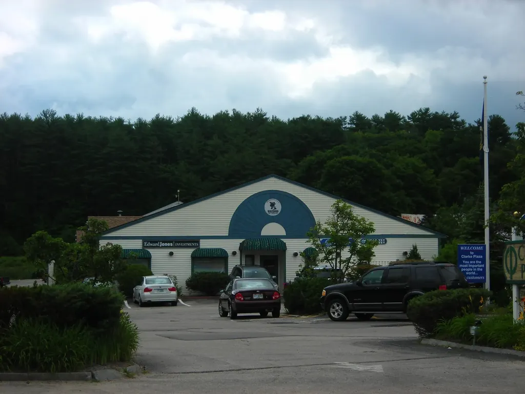 35 & 36 Center Street Wolfeboro NH 03894