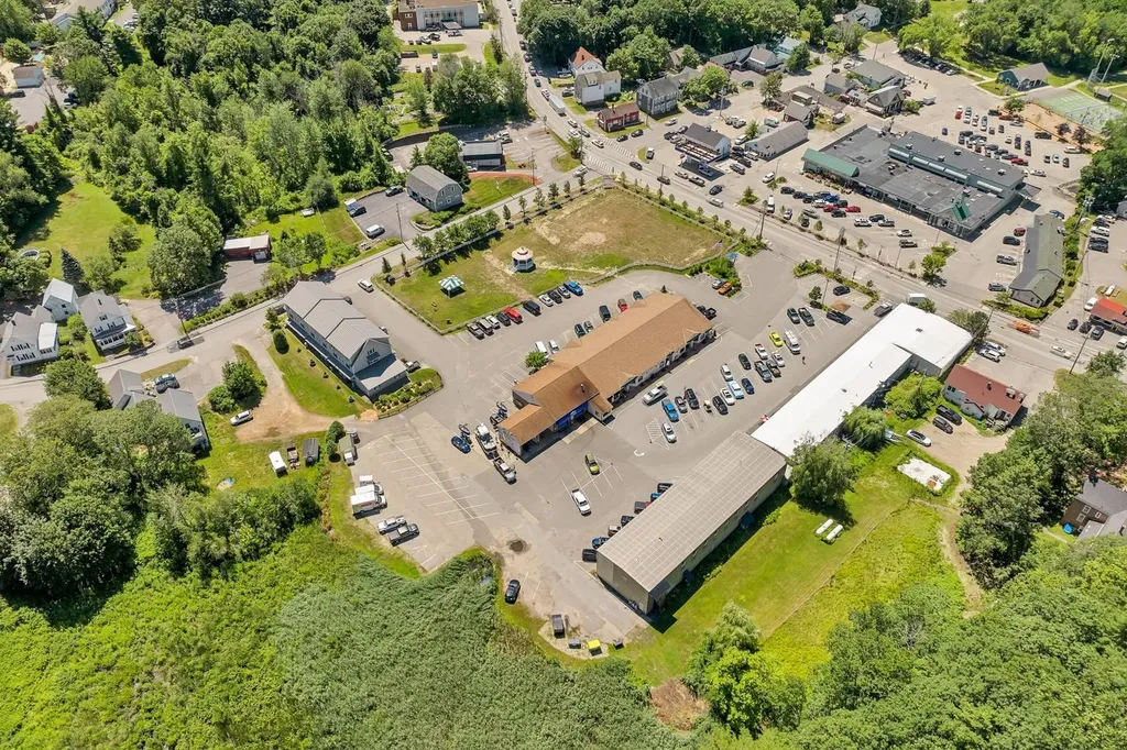 35 & 36 Center Street Wolfeboro NH 03894