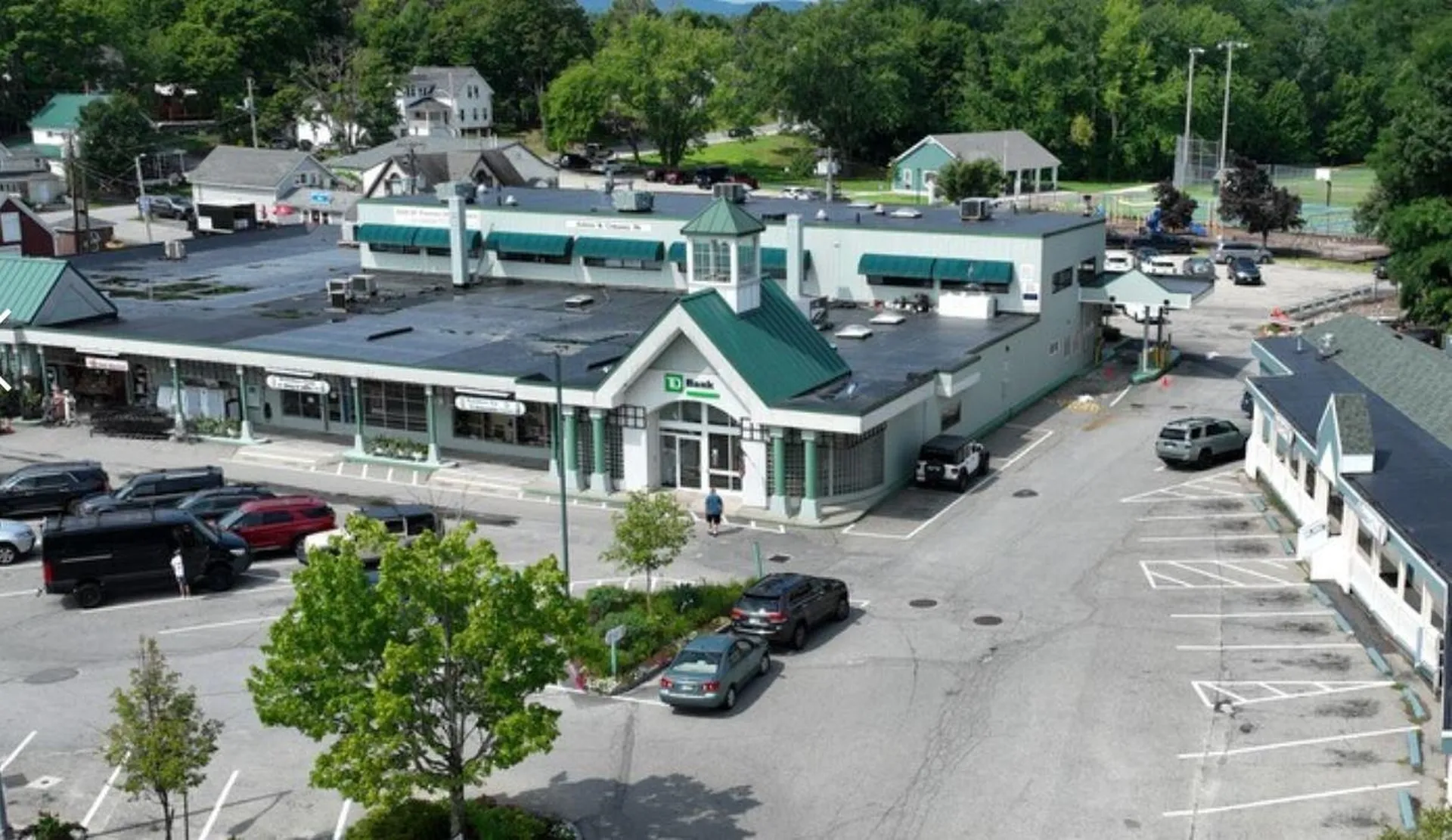 35 & 36 Center Street Wolfeboro NH 03894