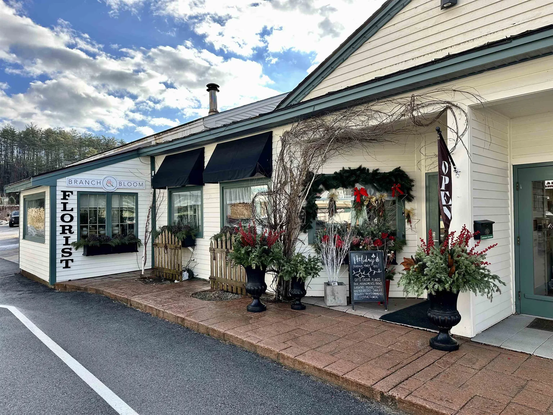 35 & 36 Center Street Wolfeboro NH 03894