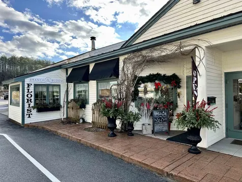 35 & 36 Center Street Wolfeboro NH 03894