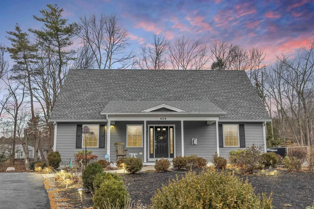 404 Collettes Grove Road Derry NH 03038