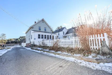 38 Island Street Wilton NH 03086