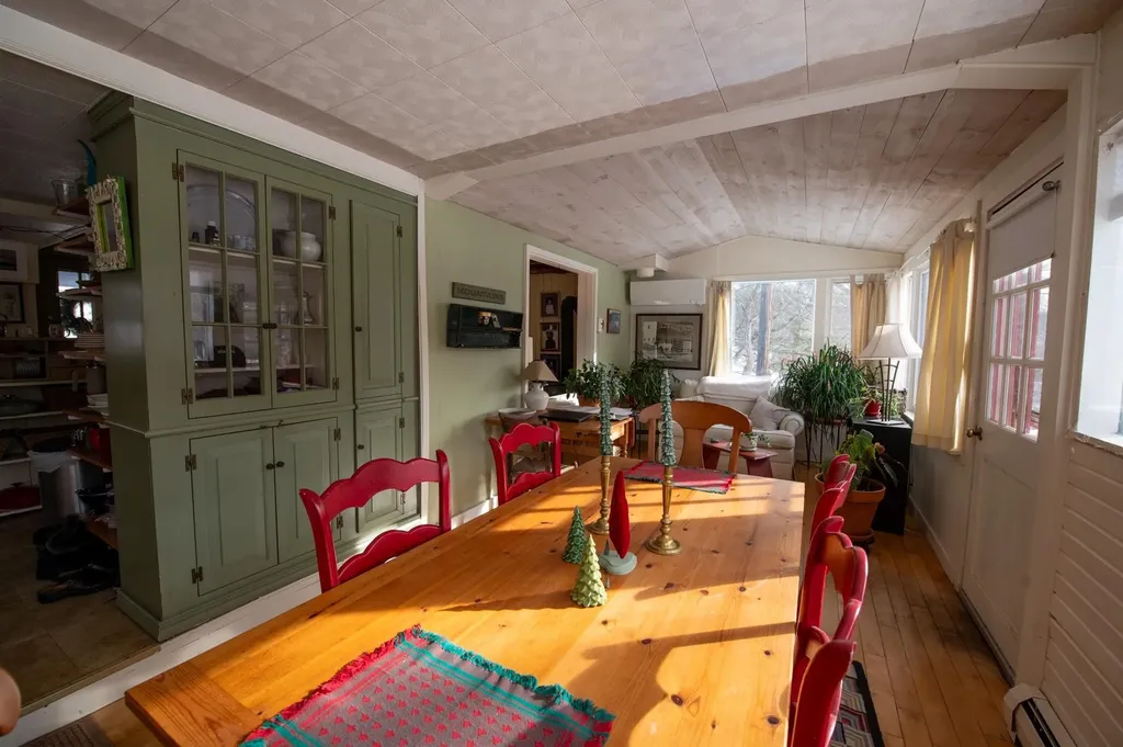 3389 Vt Route 100 Londonderry VT 05155