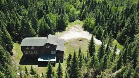 91 Glenwood Drive Pittsburg NH 03592