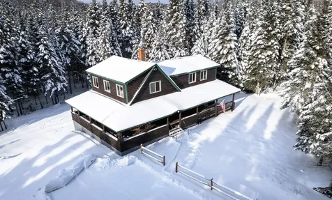 91 Glenwood Drive Pittsburg NH 03592