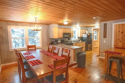 91 Glenwood Drive Pittsburg NH 03592