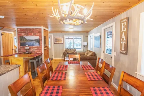 91 Glenwood Drive Pittsburg NH 03592