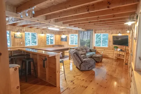 91 Glenwood Drive Pittsburg NH 03592