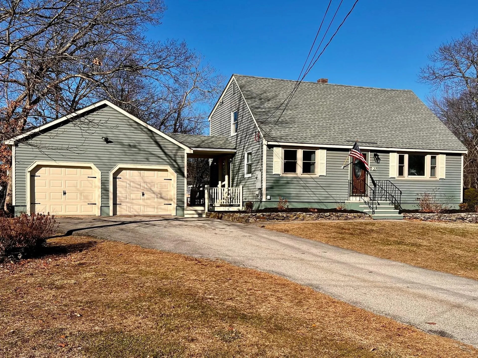 27 Lou Avenue Salem NH 03079