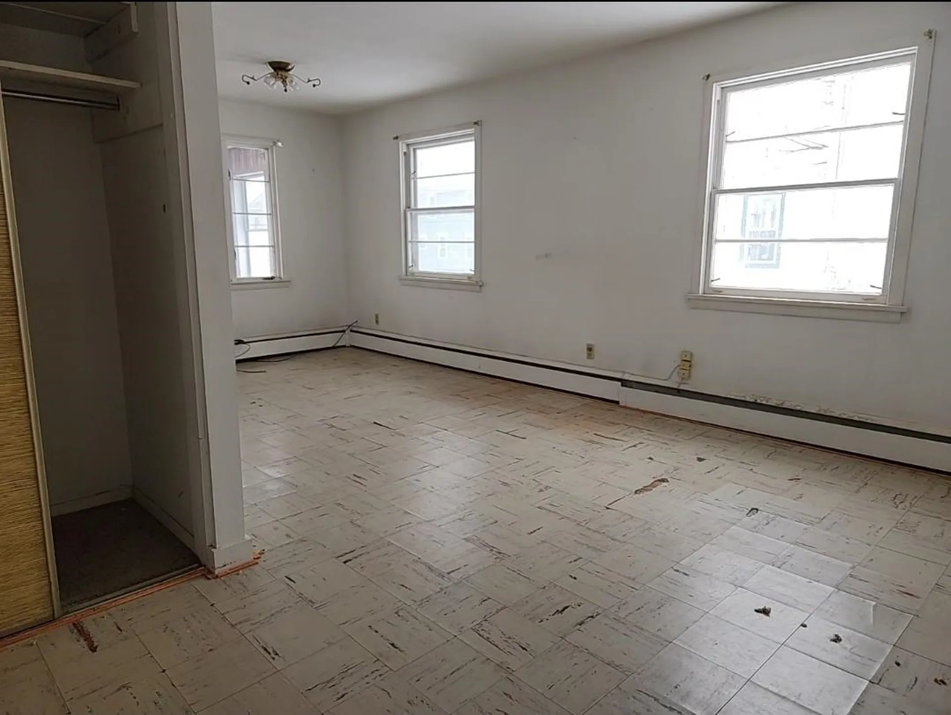 661 4th Avenue Berlin NH 03570