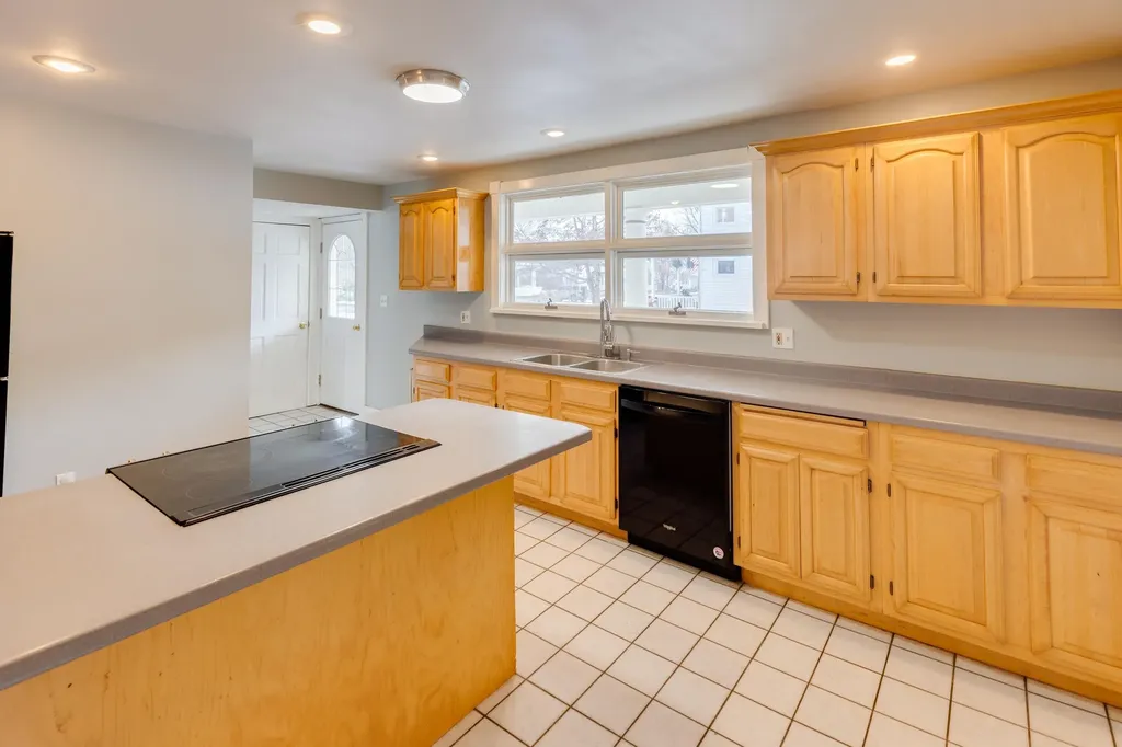 50 Armstrong Avenue Lisbon NH 03585