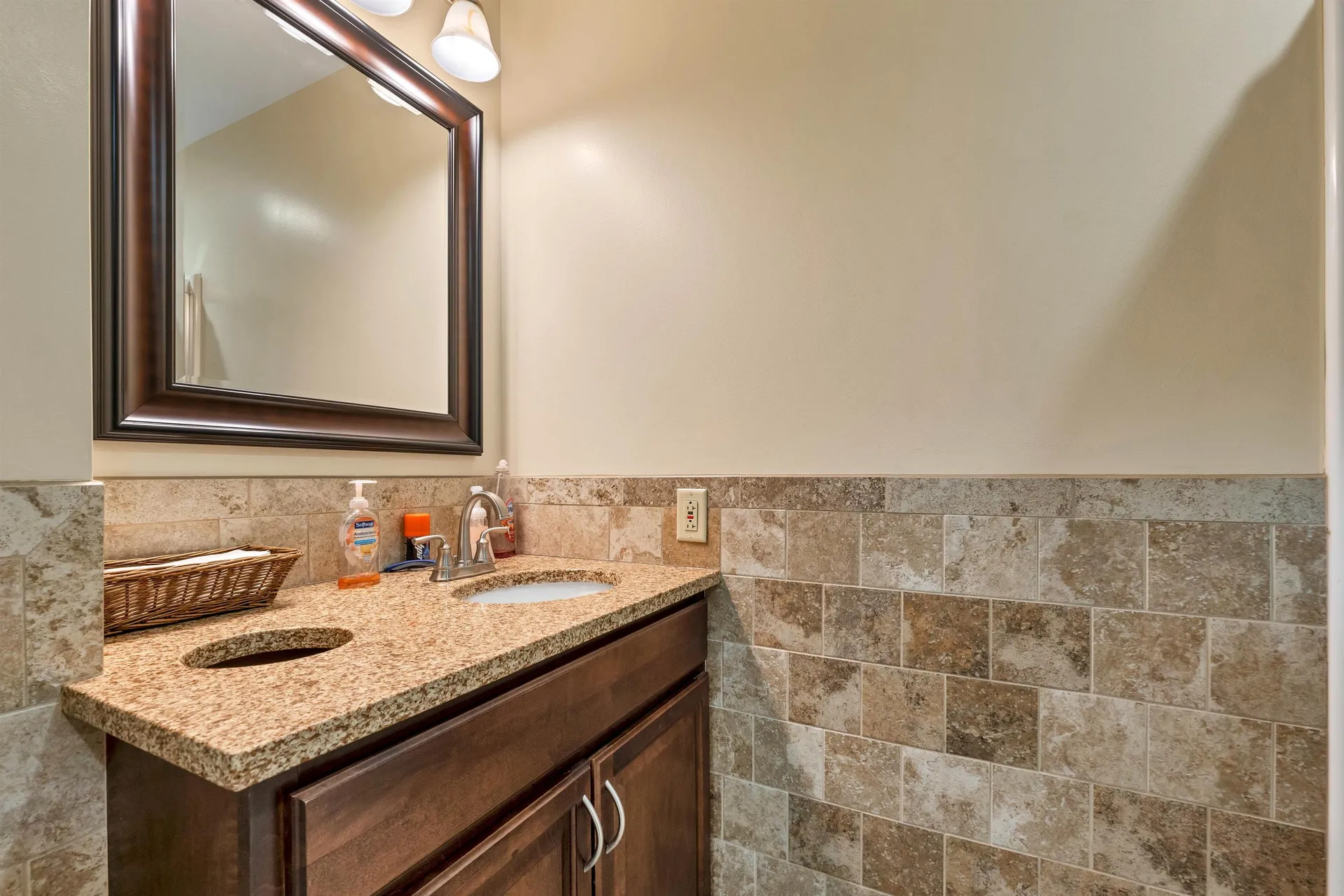 48 Powers Street Milford NH 03055