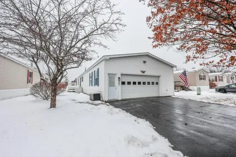 8 Deanna Drive Belmont NH 03220