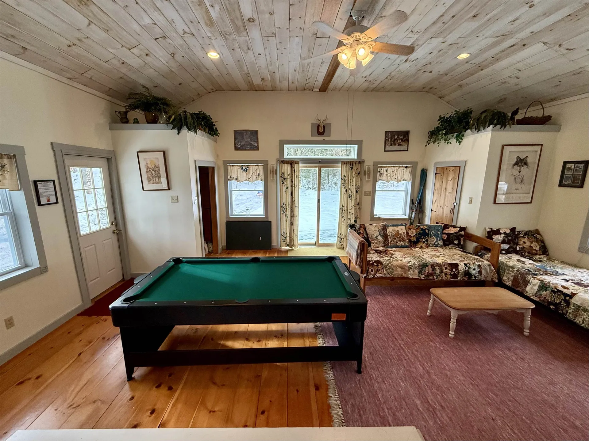 71 Vacation Lodge Road Londonderry VT 05148