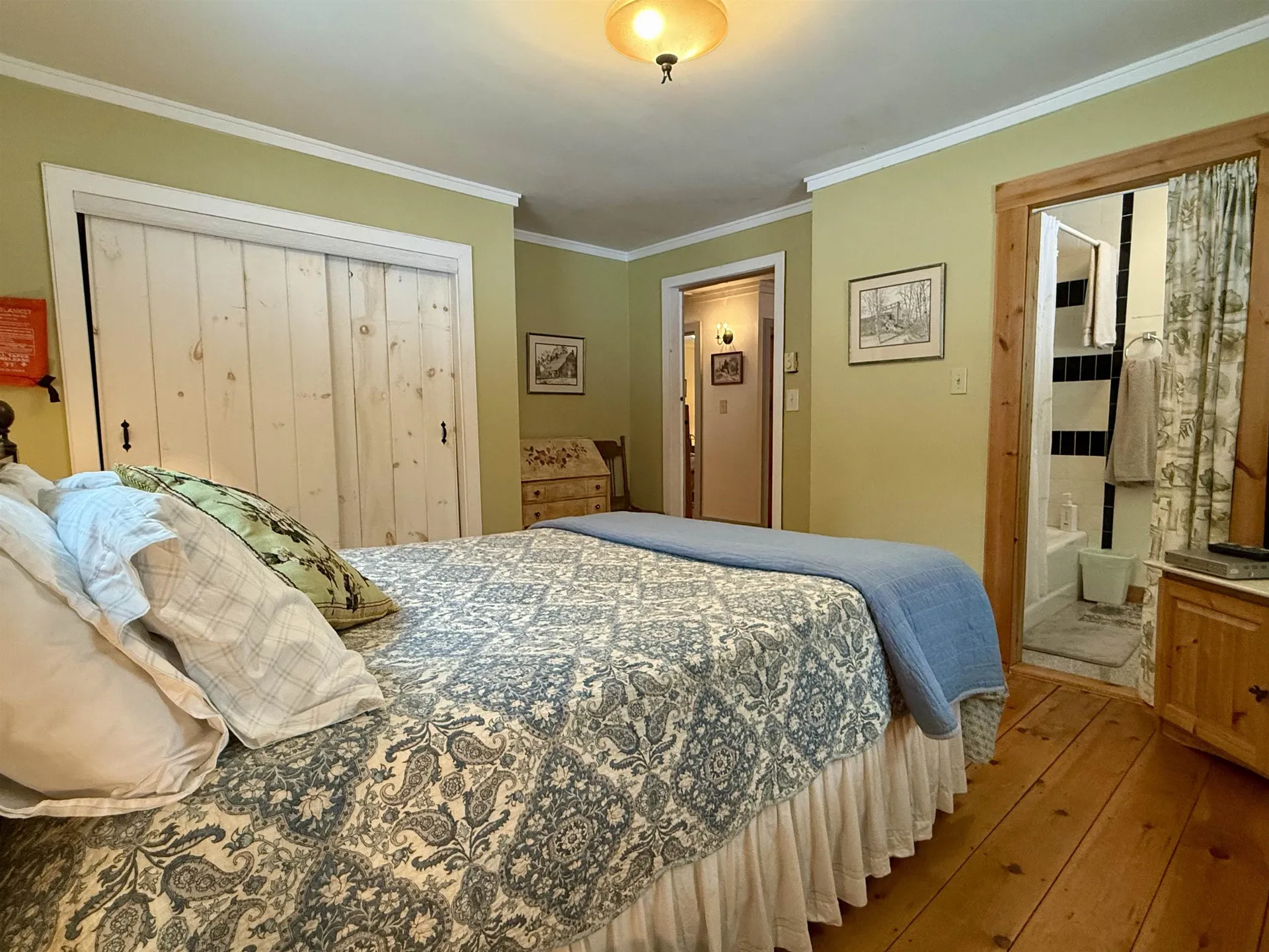 71 Vacation Lodge Road Londonderry VT 05148