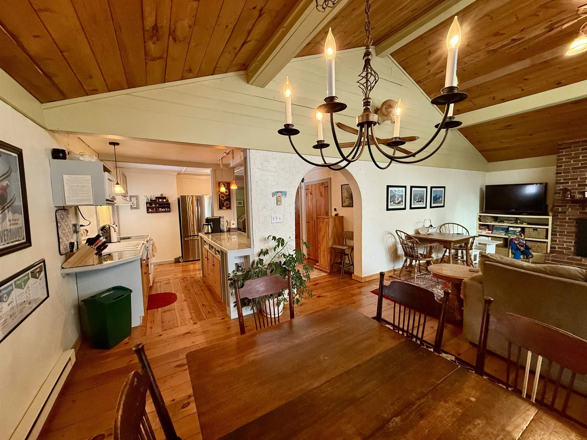 71 Vacation Lodge Road Londonderry VT 05148