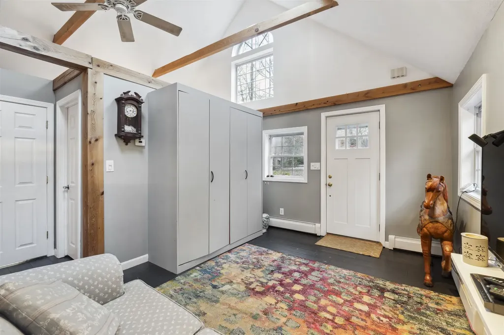 8 Beaver Lake Avenue Derry NH 03038