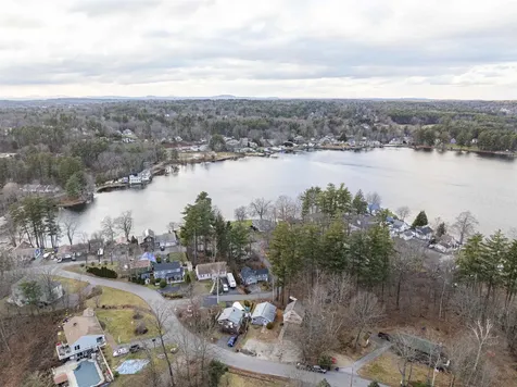 8 Beaver Lake Avenue Derry NH 03038