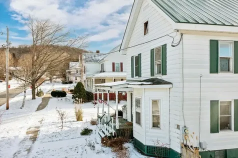 10 Farrar Street St. Albans City VT 05478