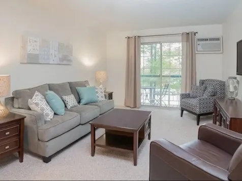 25 Greenview Drive Manchester NH 03102