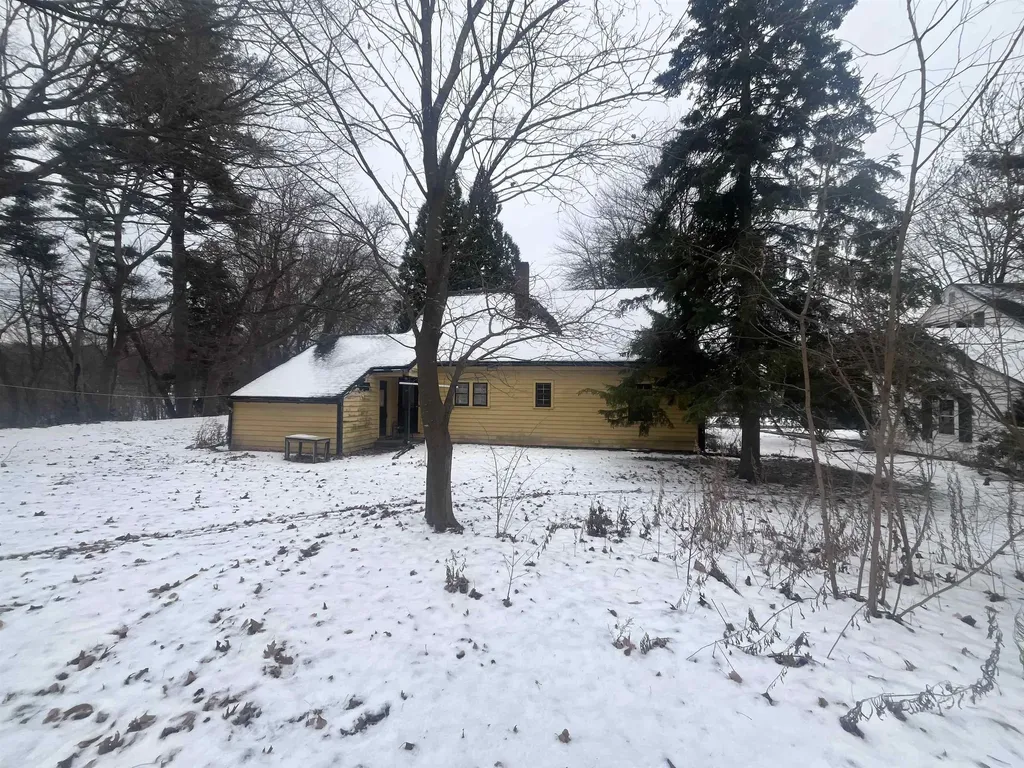 24 Bennington Court Burlington VT 05408