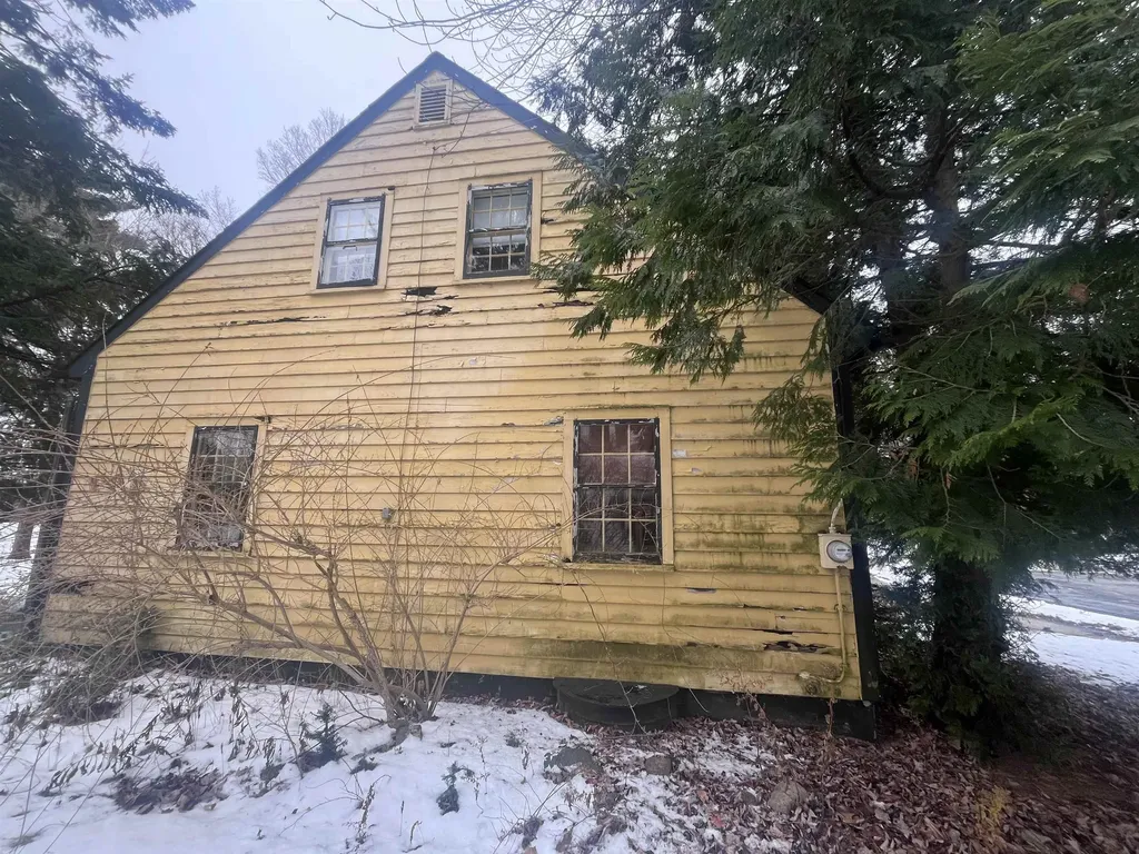 24 Bennington Court Burlington VT 05408