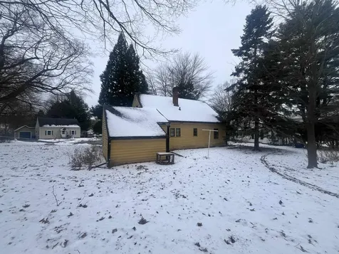 24 Bennington Court Burlington VT 05408