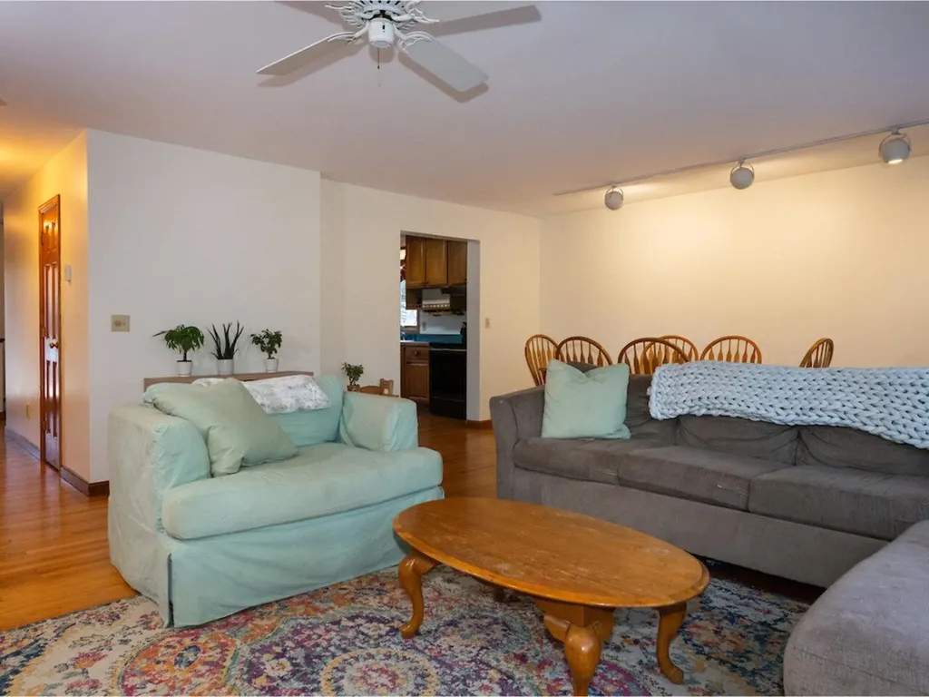 993 Williams Road Colchester VT 05446